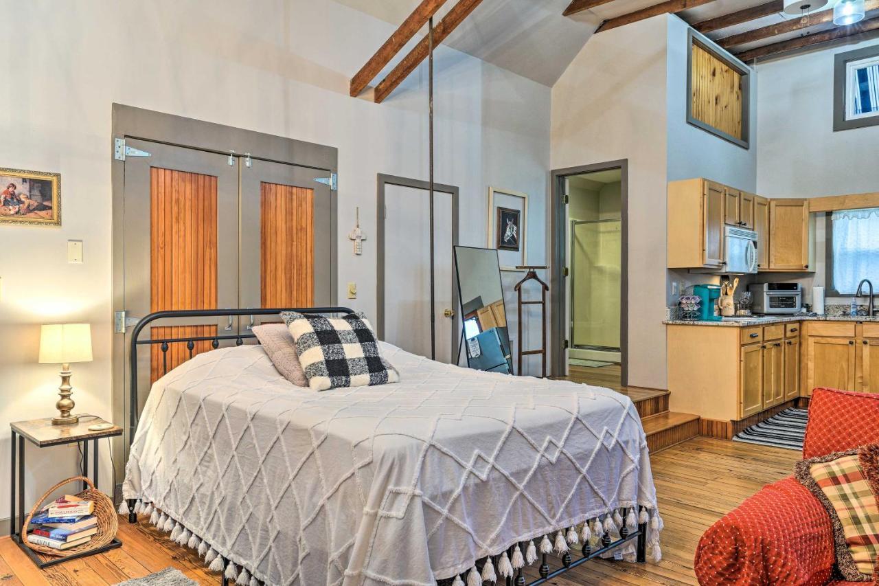 Pet-Friendly Loft Vacation Rental With Fire Pit! Bemus Point ภายนอก รูปภาพ